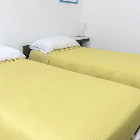 N050 - Numana, Trilocale In Centro Con Portico E Posto Auto公寓 外观 照片