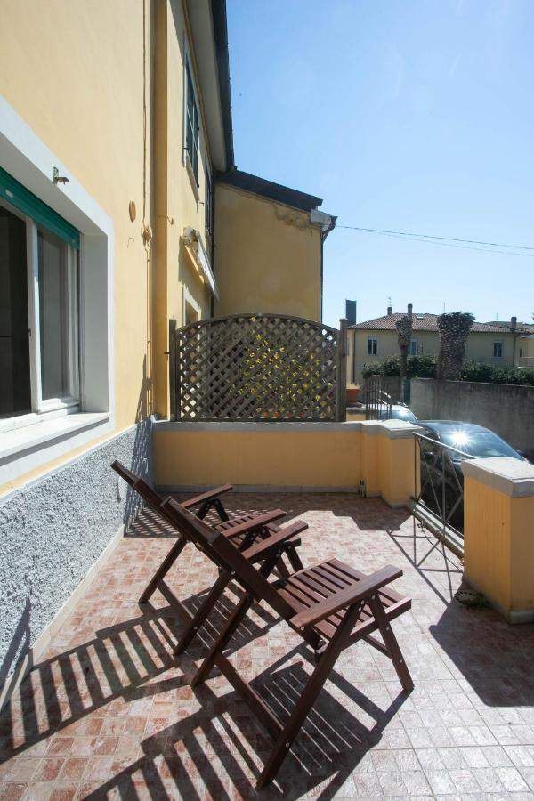 N050 - Numana, Trilocale In Centro Con Portico E Posto Auto公寓 外观 照片